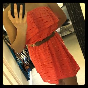 Strapless dress w/ belt